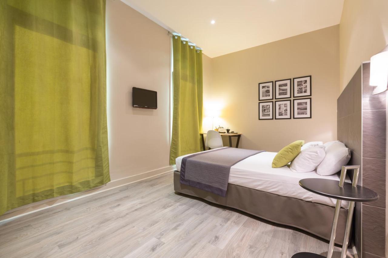 Hotel Amiraute Тулон Стая снимка