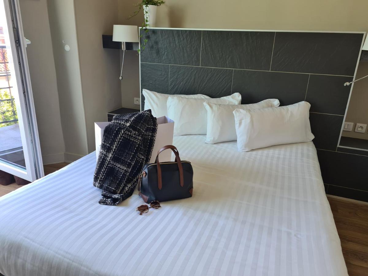 Hotel Amiraute Тулон Екстериор снимка