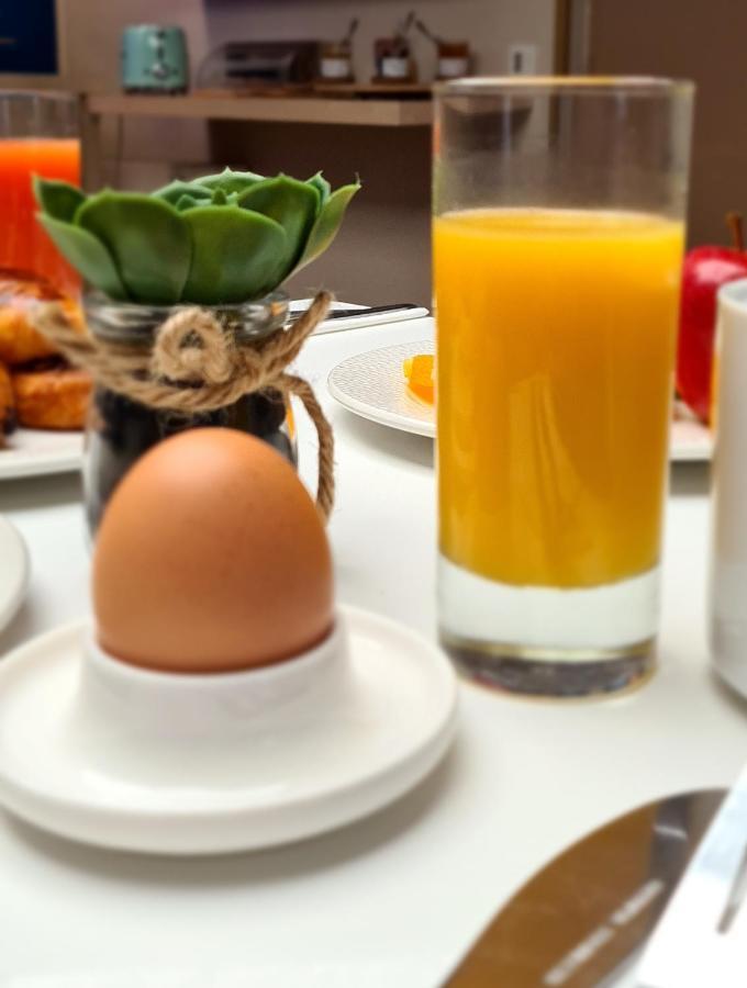 Hotel Amiraute Тулон Екстериор снимка