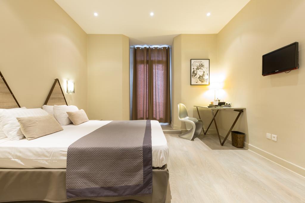 Hotel Amiraute Тулон Екстериор снимка