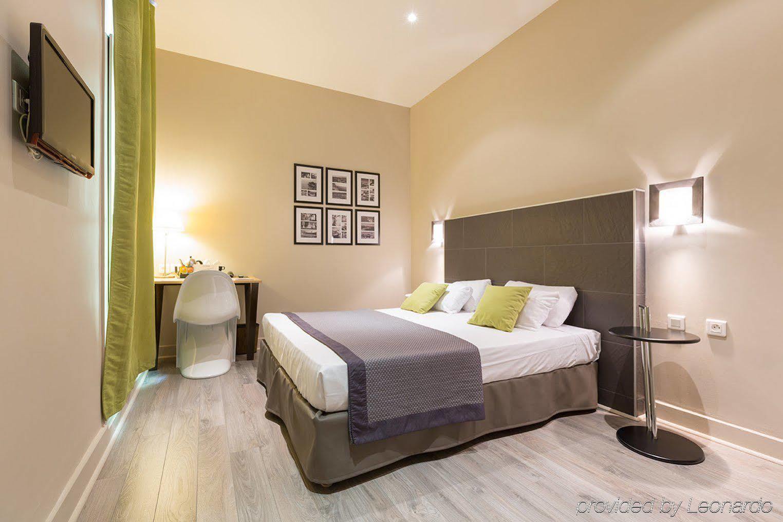 Hotel Amiraute Тулон Екстериор снимка